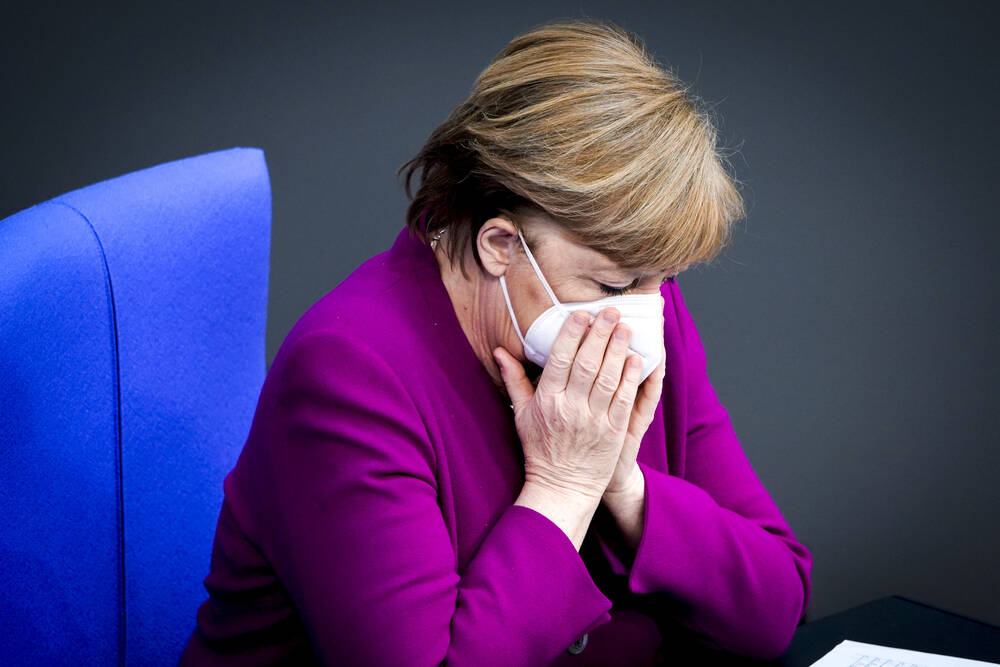 Angela Merkel:  “Hatte nicht mehr die Kraft mich durchzusetzen“! Ihre Russland-Politik führt ins Chaos