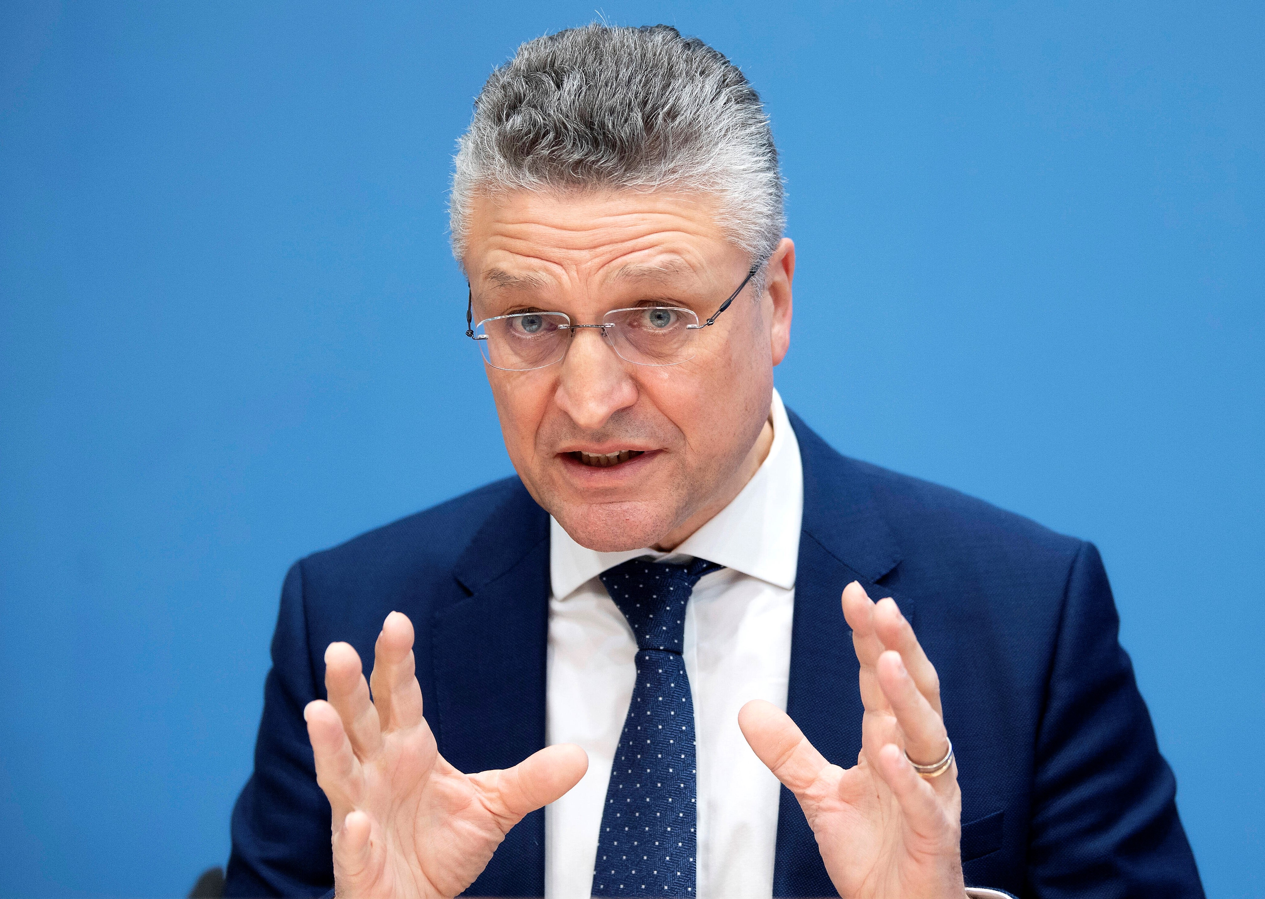 "Krake" - hochgradig ansteckend! Angst vor der nächsten Corona-Mutation! Droht neue Welle aus den USA? 