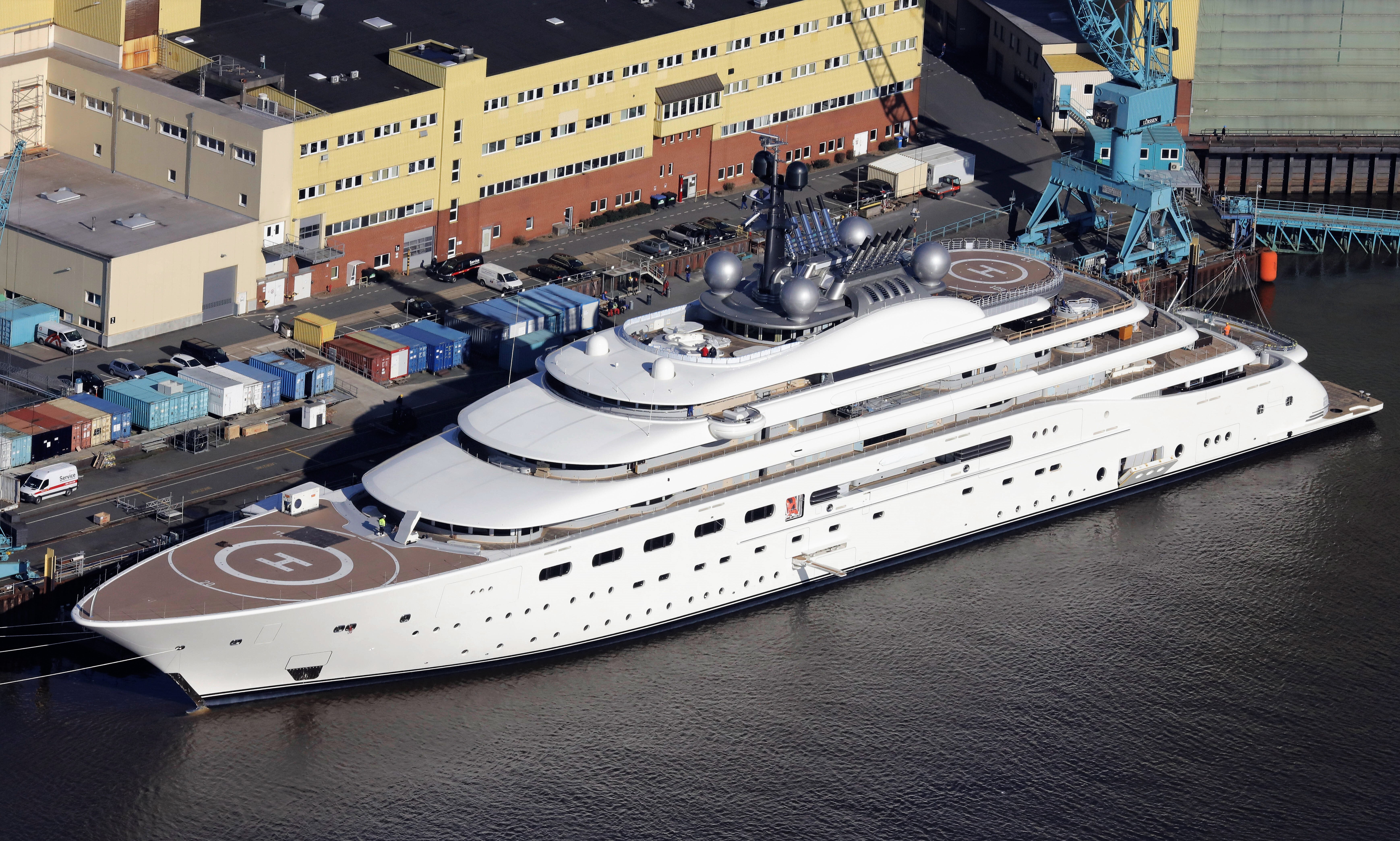 Hamburg: Millionen-Schatz auf Oligarchen-Jacht entdeckt! Fahnder des BKA machen irren Fund!