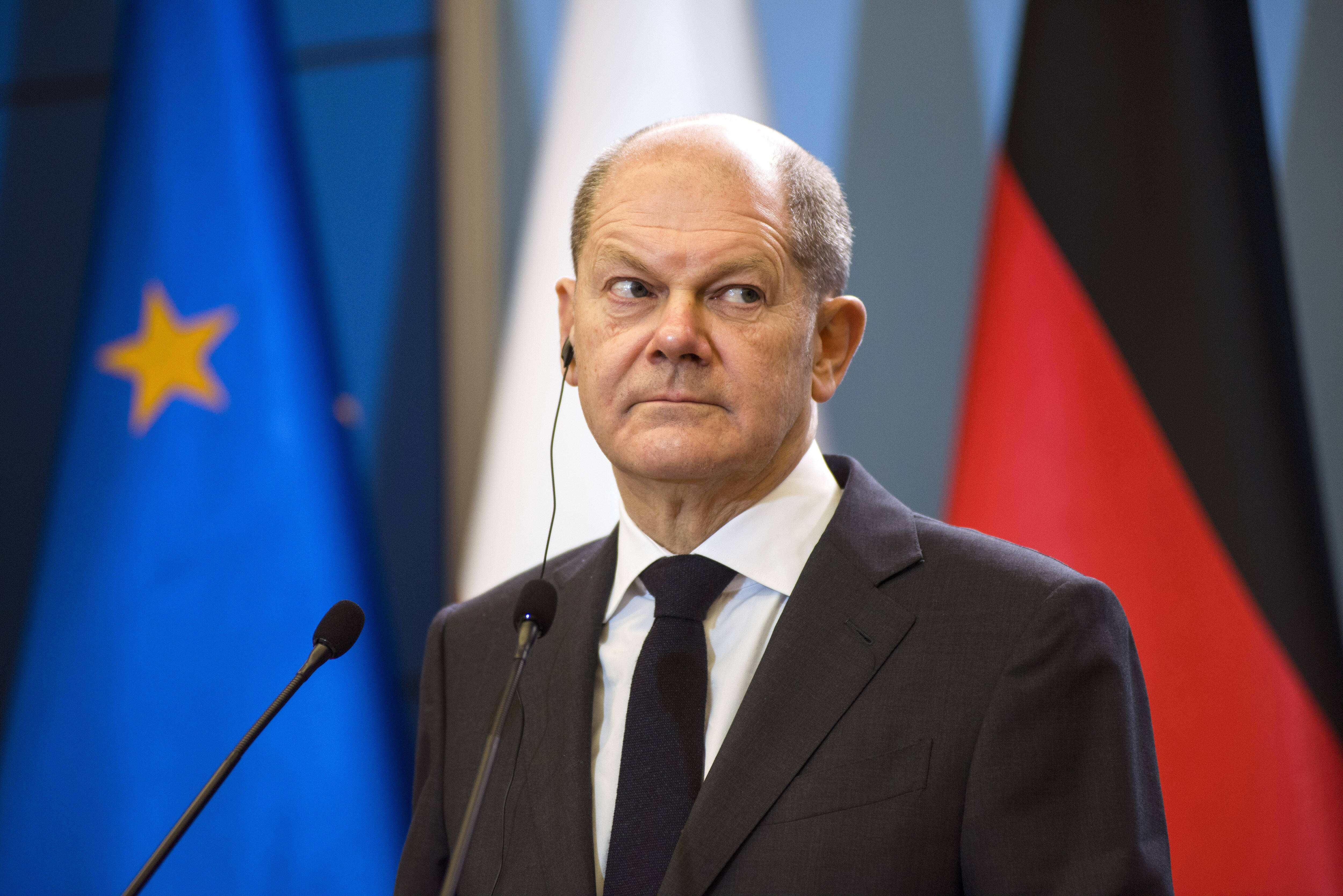 Umfrage-Debakel für Bundeskanzler Olaf Scholz - Er ist jetzt noch unbeliebter als Friedrich Merz