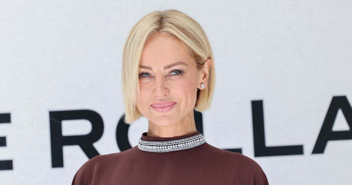 Adriana Karembeu, 54 ans : elle balaye le mythe de la "crise de la cinquantaine" et célèbre sa liberté