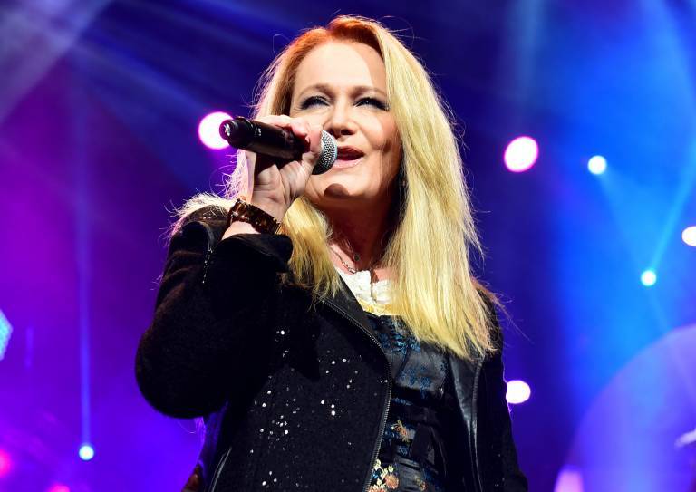 Schlagersängerin Nicole - Sie hat den Krebs besiegt! Nach ihrer Krebserkrankung endlich tumorfrei!