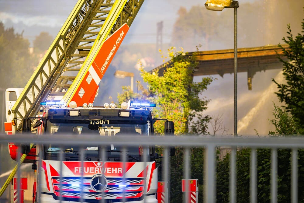 Feuer in Hamburger Krankenhaus - "Massenanfall von Verletzten"! Großeinsatz der Rettungskräfte